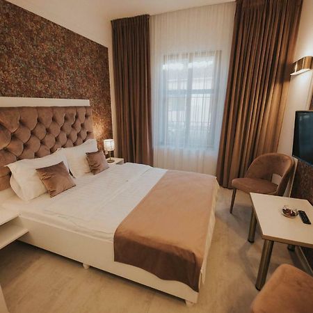 Hotel Marabella سيبيو المظهر الخارجي الصورة