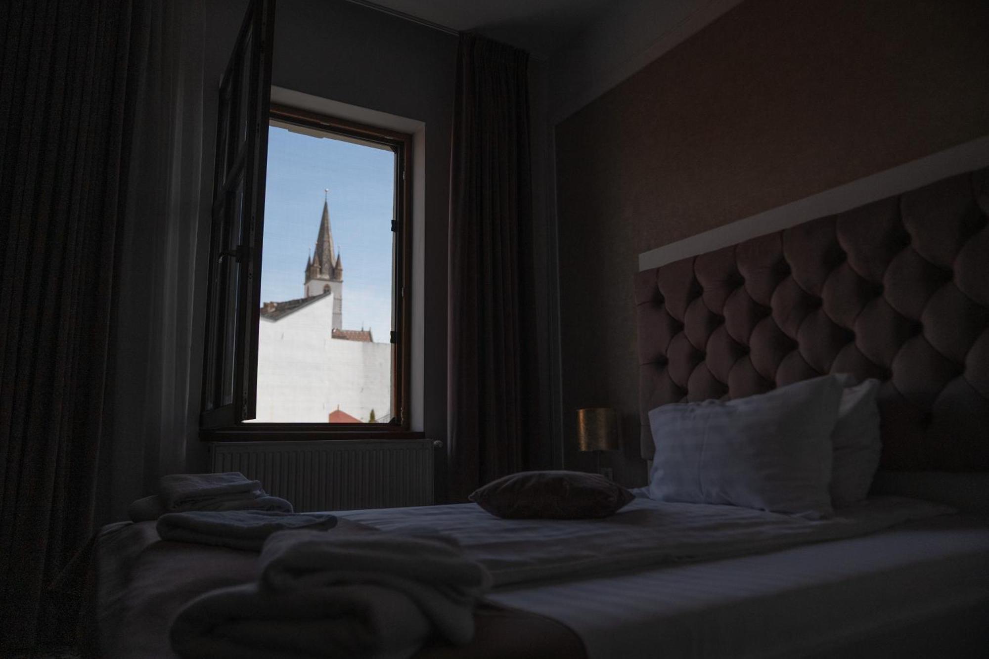 Hotel Marabella سيبيو المظهر الخارجي الصورة