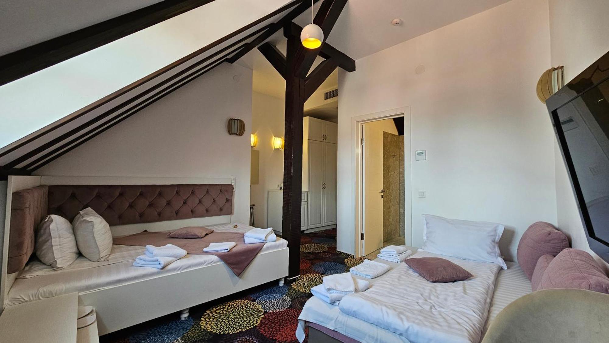 Hotel Marabella سيبيو المظهر الخارجي الصورة
